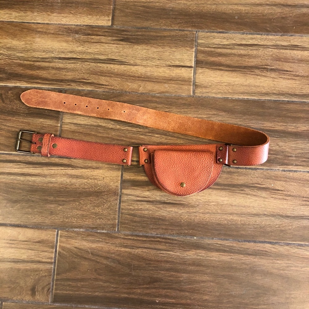 Leather Belt with Pouch